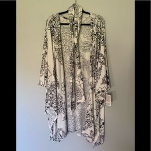 NWT LuLaRoe Savannah Kaftan Sz L/XL